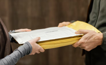 A Complete Guide to Safeguarding Sensitive Documents During Delivery