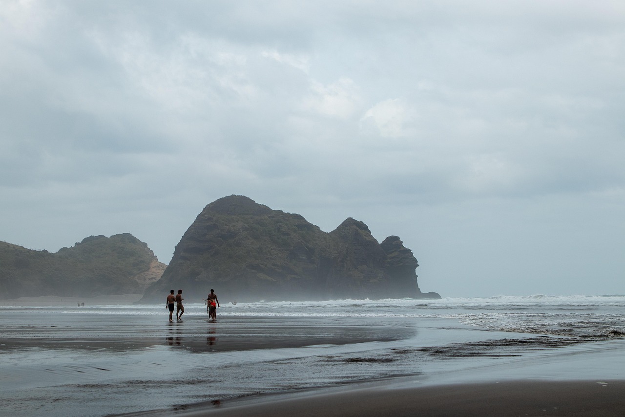Beach, water, ocean — huu